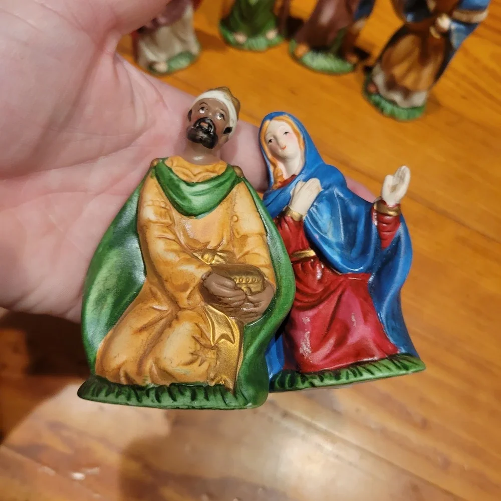 Vintage 9 Piece Nativity Set Christmas Manger Scene Multicolor Ceramic Figurines